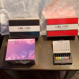 Bundle of women perfumes